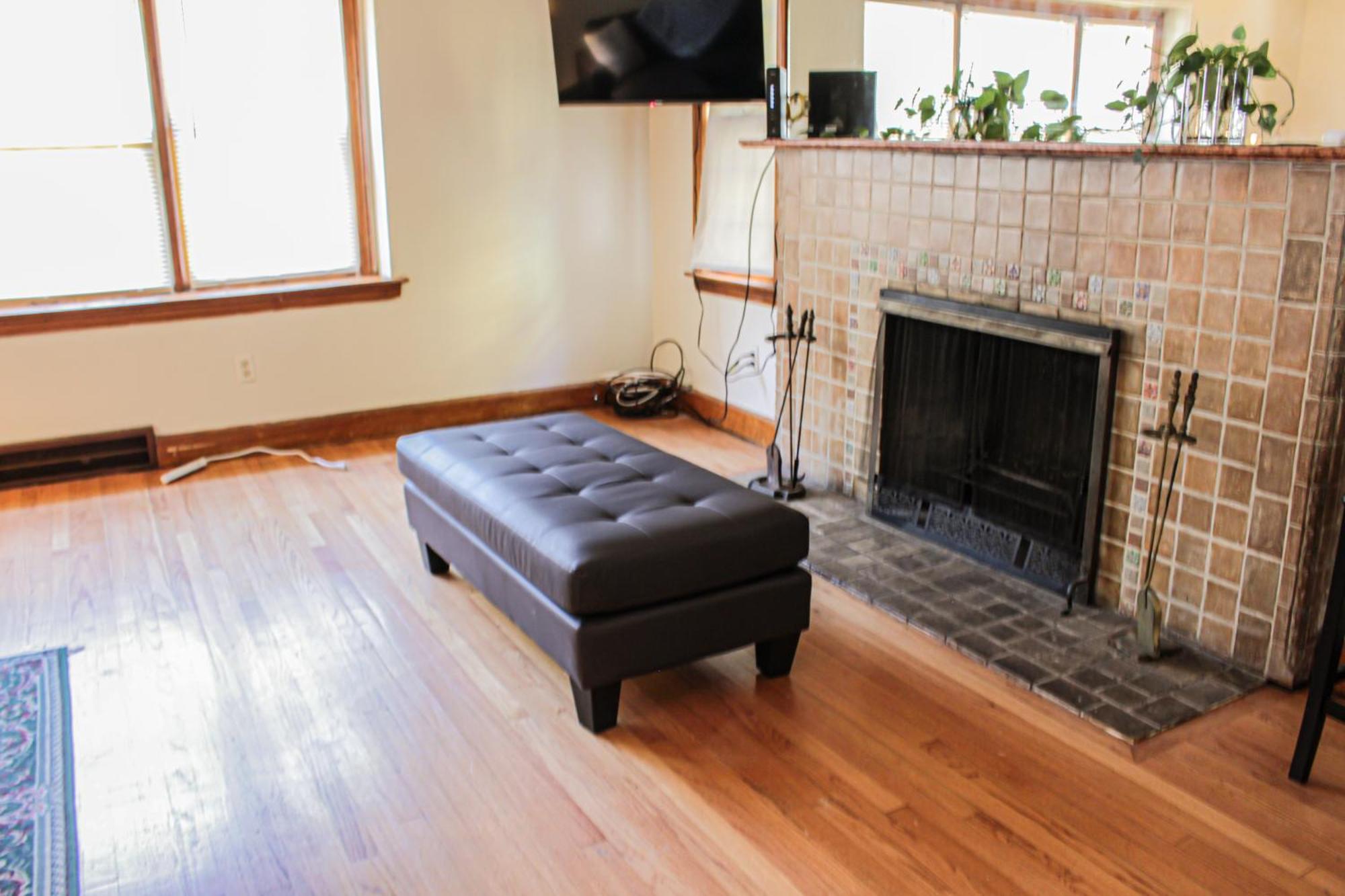 Master Bedroom In Home Away From Home Detroit Dış mekan fotoğraf